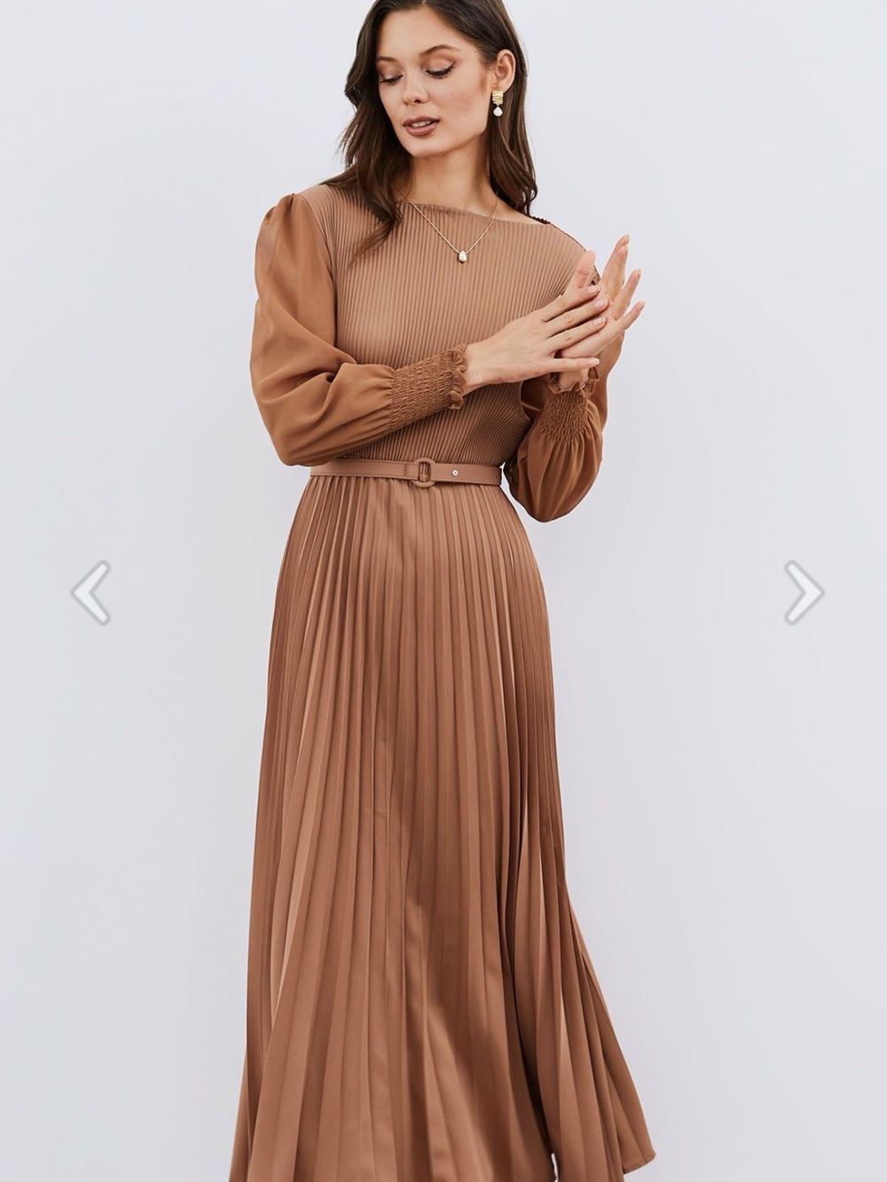 Chicwish Full Pleated Belted Maxi Dress – Tan | L/XL | Excellent Condition - Picture 4 of 11